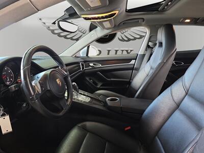2014 Porsche Panamera 2   - Photo 9 - Lennox, CA 90304