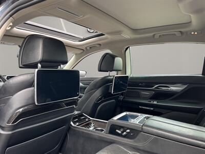 2016 BMW 750i   - Photo 11 - Lennox, CA 90304