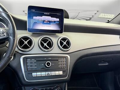 2019 Mercedes-Benz CLA CLA 250   - Photo 11 - Lennox, CA 90304