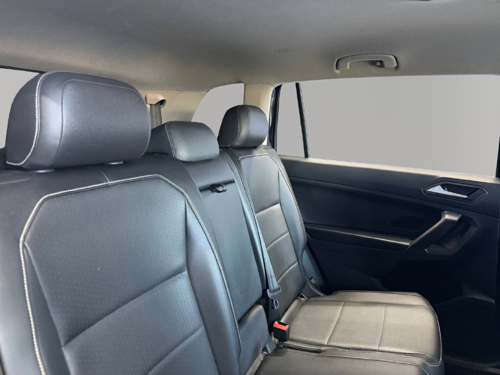 2021 Volkswagen Tiguan 2.0T SE - Photo 21 - Lennox, CA 90304