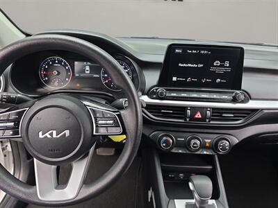2024 Kia Forte LX   - Photo 14 - Lennox, CA 90304