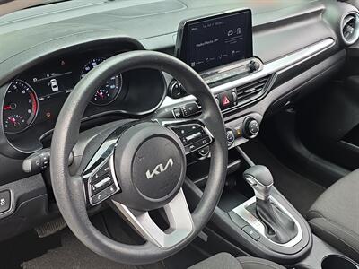 2024 Kia Forte LX   - Photo 13 - Lennox, CA 90304