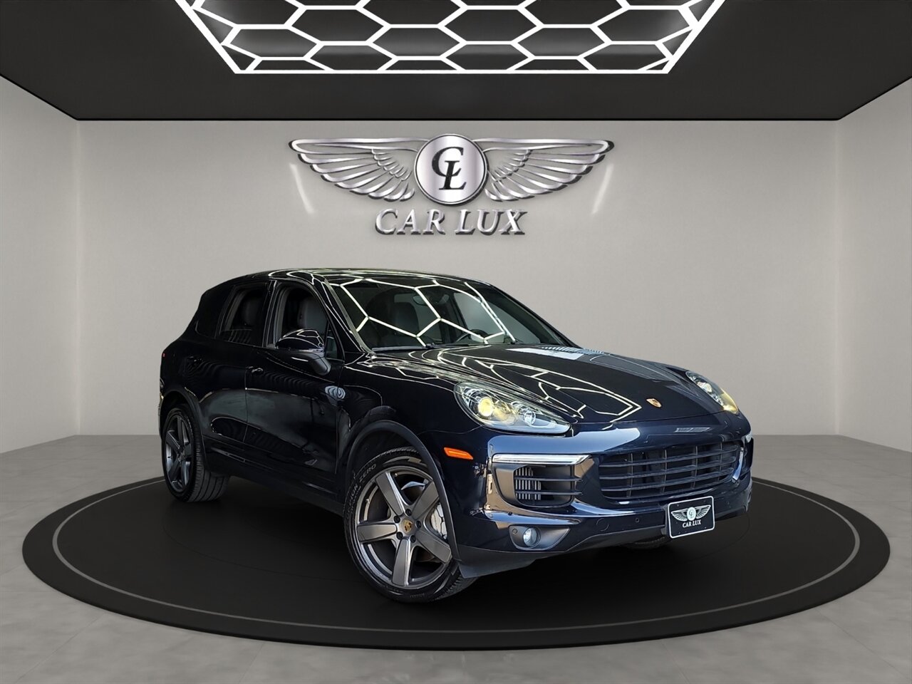 2016 Porsche Cayenne S - Photo 1 - Lennox, CA 90304