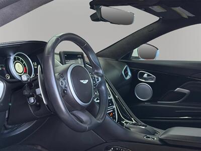 2019 Aston Martin DB11   - Photo 16 - Lennox, CA 90304