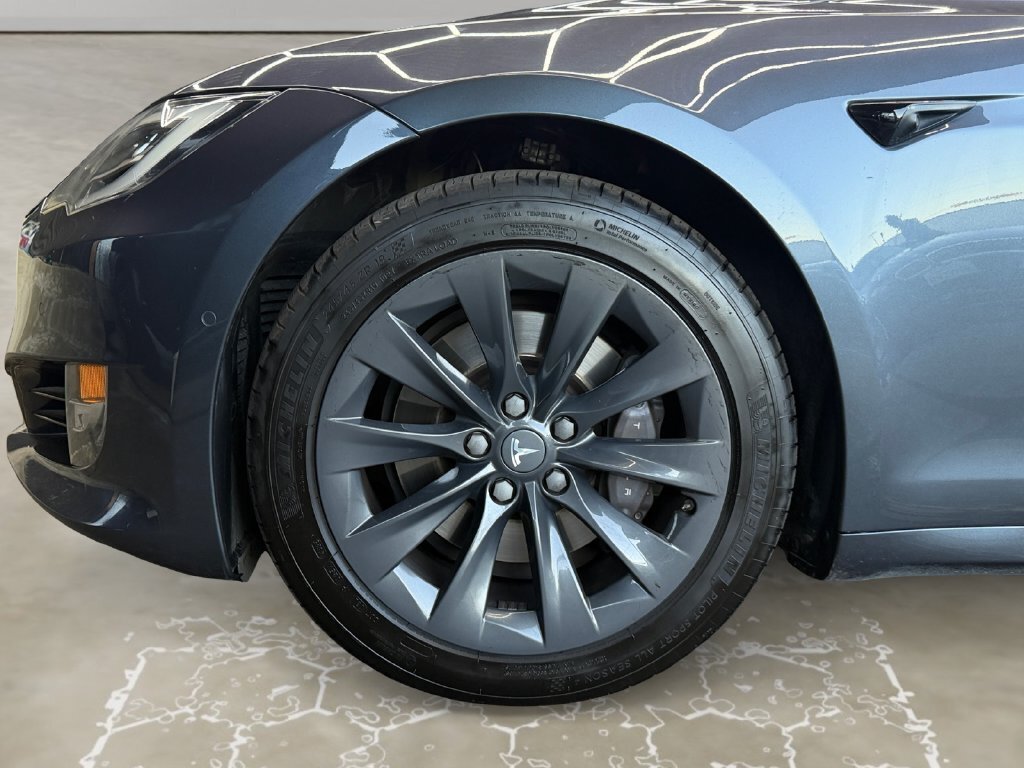 2018 Tesla Model S 75D - Photo 14 - Lennox, CA 90304