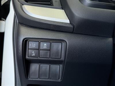 2020 Honda CR-V LX - Photo 17 - Lennox, CA 90304