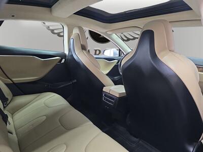 2017 Tesla Model S 75D - Photo 13 - Lennox, CA 90304