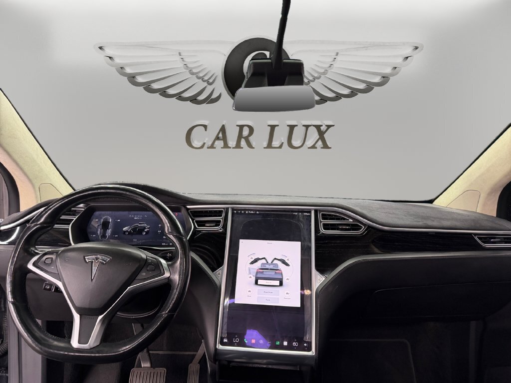 2016 Tesla Model X 90D - Photo 11 - Lennox, CA 90304