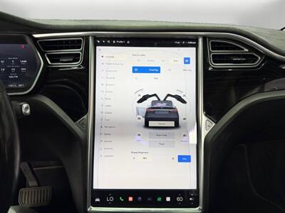 2016 Tesla Model X 90D - Photo 21 - Lennox, CA 90304