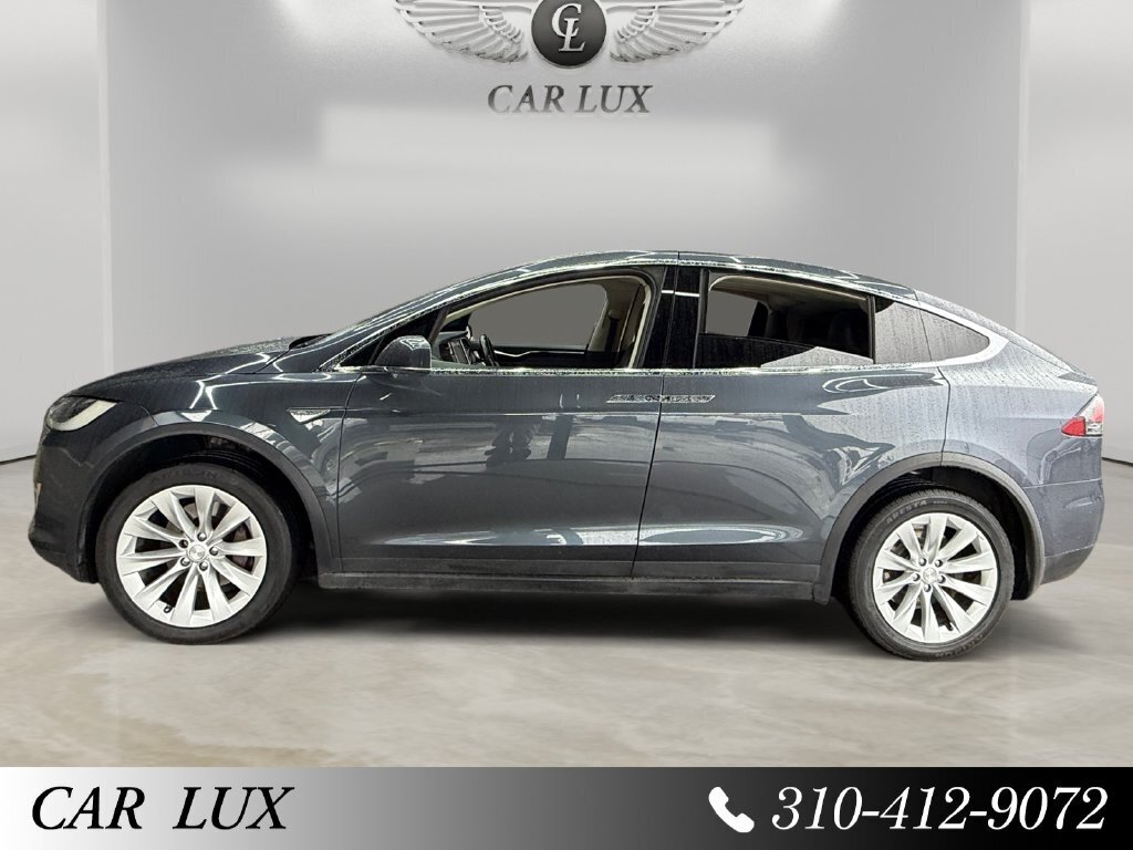 2016 Tesla Model X 90D - Photo 2 - Lennox, CA 90304