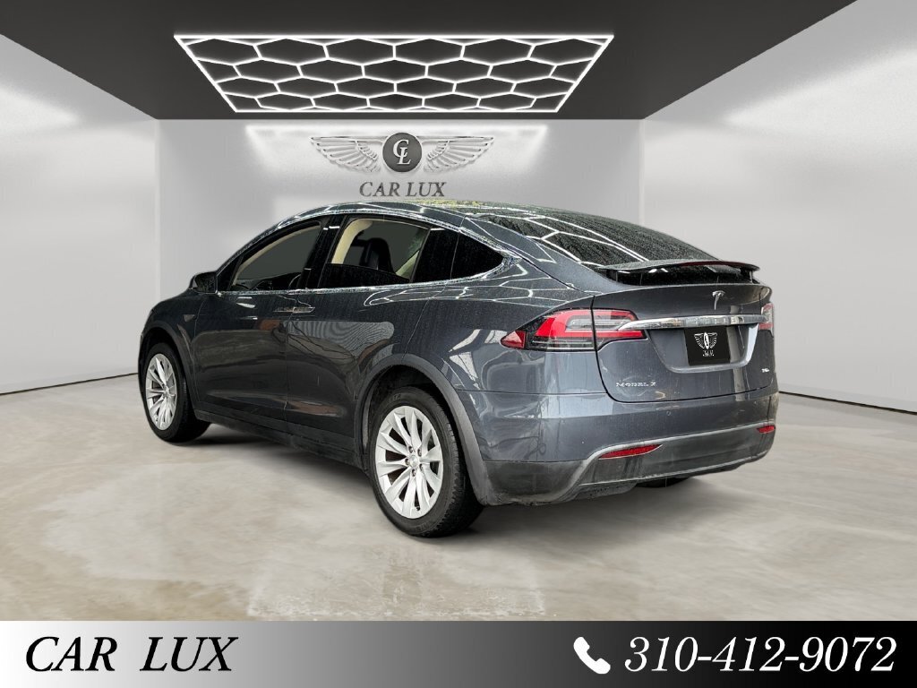 2016 Tesla Model X 90D - Photo 3 - Lennox, CA 90304