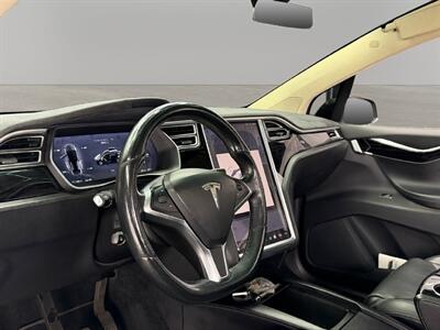 2016 Tesla Model X 90D - Photo 16 - Lennox, CA 90304