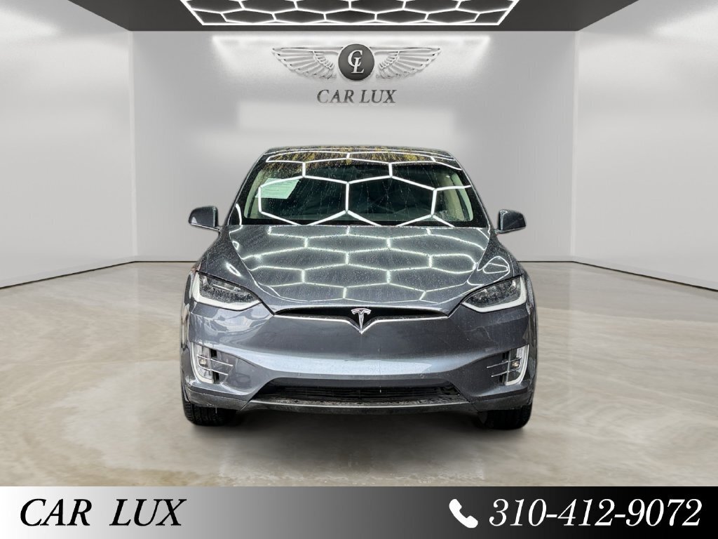 2016 Tesla Model X 90D - Photo 8 - Lennox, CA 90304