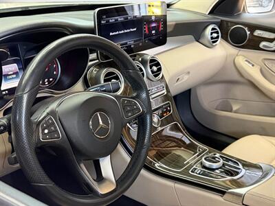 2017 Mercedes-Benz C 300   - Photo 16 - Lennox, CA 90304