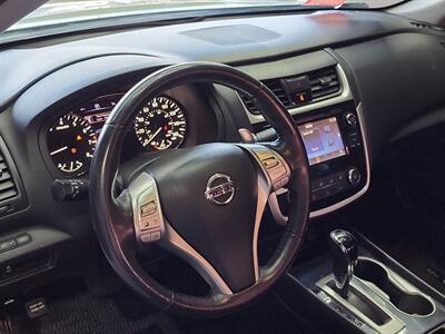 2018 Nissan Altima 2.5 SR   - Photo 14 - Lennox, CA 90304