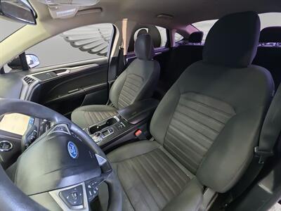 2020 Ford Fusion SE - Photo 10 - Lennox, CA 90304