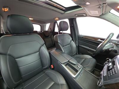 2012 Mercedes-Benz ML 350 4MATIC®   - Photo 14 - Lennox, CA 90304