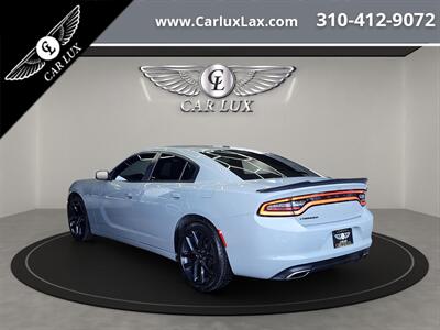 2022 Dodge Charger SXT   - Photo 5 - Lennox, CA 90304