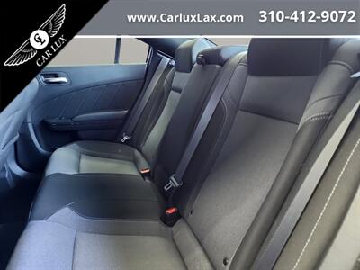 2022 Dodge Charger SXT   - Photo 16 - Lennox, CA 90304