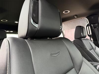 2024 Cadillac Escalade Luxury   - Photo 18 - Lennox, CA 90304