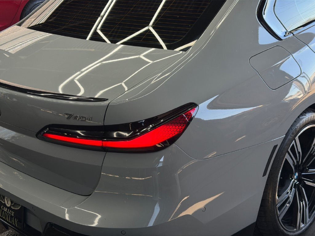 2023 BMW 740i - Photo 32 - Lennox, CA 90304
