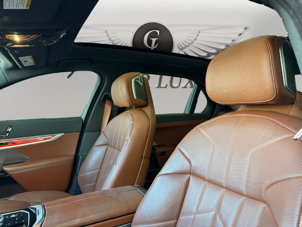 2023 BMW 740i - Photo 9 - Lennox, CA 90304