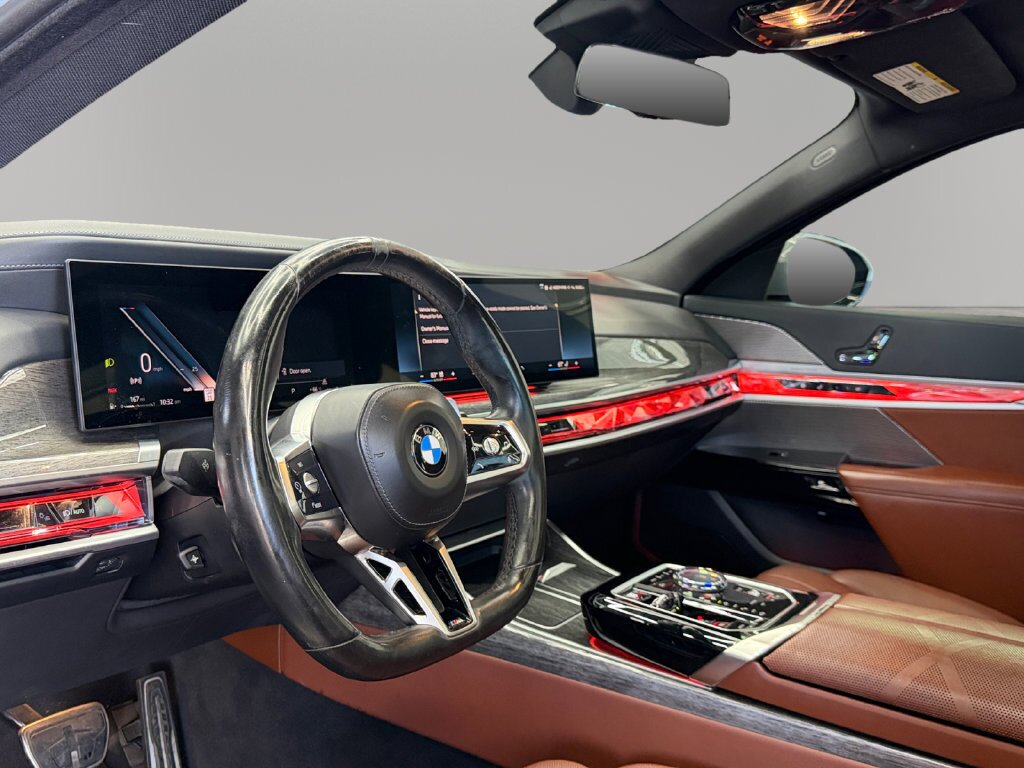 2023 BMW 740i - Photo 16 - Lennox, CA 90304