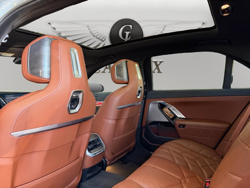 2023 BMW 740i - Photo 21 - Lennox, CA 90304