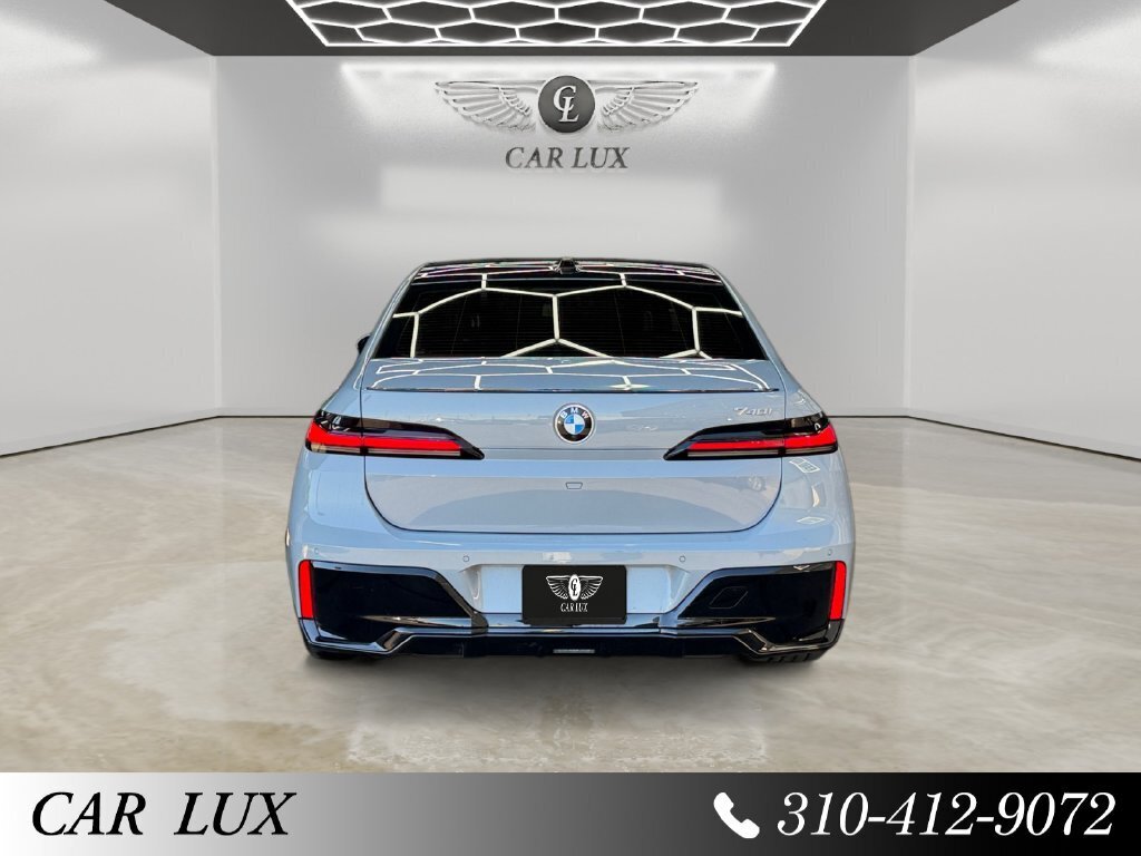 2023 BMW 740i - Photo 4 - Lennox, CA 90304