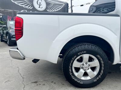 2011 Nissan Frontier SV V6   - Photo 12 - Lennox, CA 90304