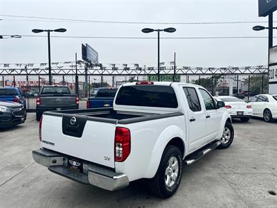 2011 Nissan Frontier SV V6   - Photo 10 - Lennox, CA 90304