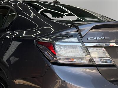 2015 Honda Civic Hybrid Navigation   - Photo 13 - Lennox, CA 90304