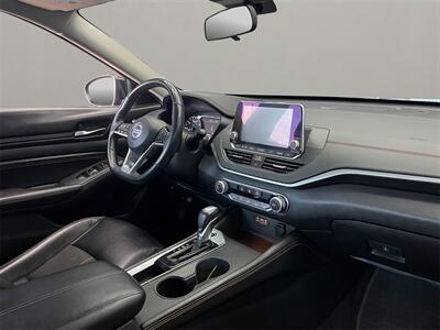 2021 Nissan Altima 2.5 SR   - Photo 18 - Lennox, CA 90304