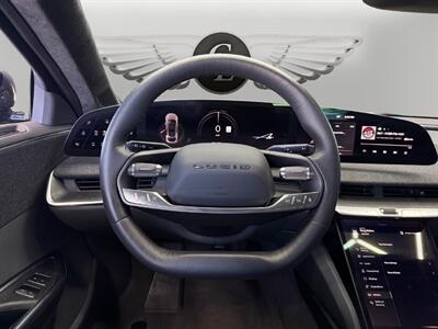 2023 Lucid Air Pure - Photo 12 - Lennox, CA 90304