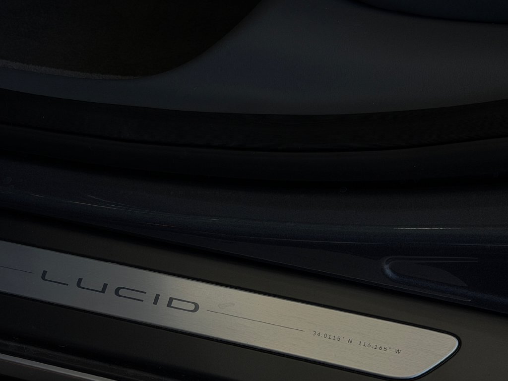 2023 Lucid Air Pure - Photo 25 - Lennox, CA 90304