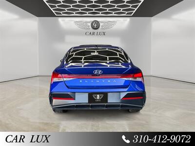 2024 Hyundai ELANTRA SEL   - Photo 4 - Lennox, CA 90304