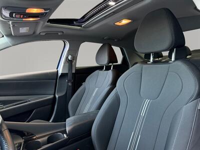 2024 Hyundai ELANTRA SEL   - Photo 9 - Lennox, CA 90304