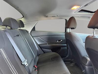 2024 Hyundai ELANTRA SEL   - Photo 22 - Lennox, CA 90304