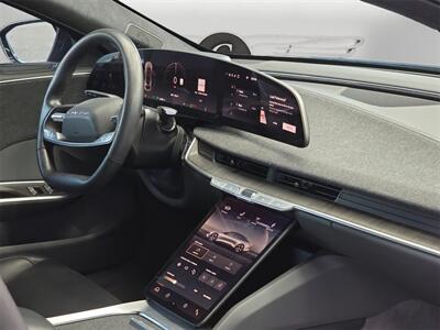 2024 Lucid Air Pure   - Photo 11 - Lennox, CA 90304