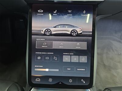 2024 Lucid Air Pure   - Photo 23 - Lennox, CA 90304