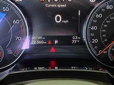2018 Bentley Bentayga W12   - Photo 11 - Lennox, CA 90304