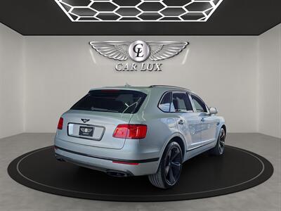 2018 Bentley Bentayga W12   - Photo 7 - Lennox, CA 90304