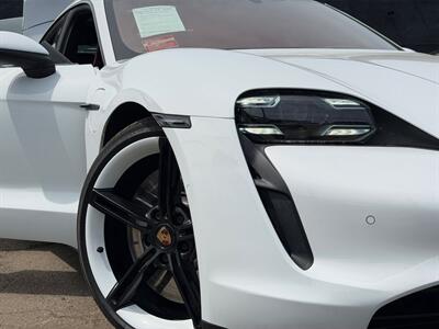 2020 Porsche Taycan 4S   - Photo 39 - Lennox, CA 90304