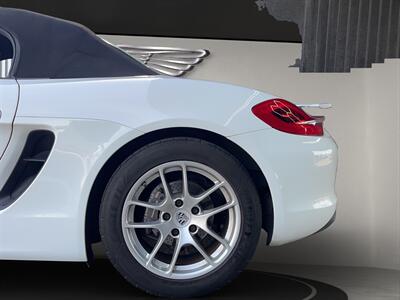 2014 Porsche Boxster   - Photo 17 - Lennox, CA 90304