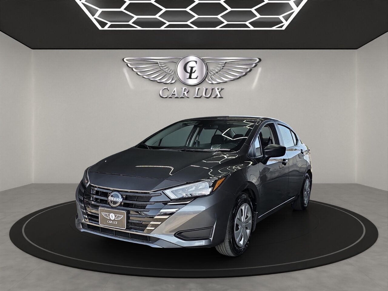 2025 Nissan Versa 1.6 S photo 3