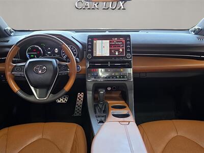 2021 Toyota Avalon Hybrid Limited   - Photo 14 - Lennox, CA 90304