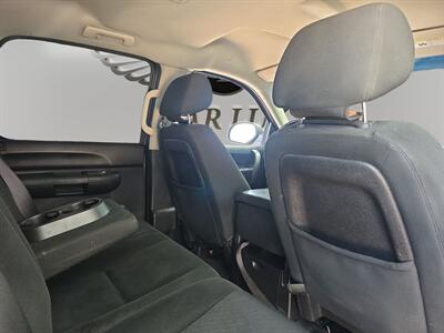 2013 GMC Sierra 1500 SLE   - Photo 22 - Lennox, CA 90304