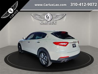 2018 Maserati Levante   - Photo 5 - Lennox, CA 90304