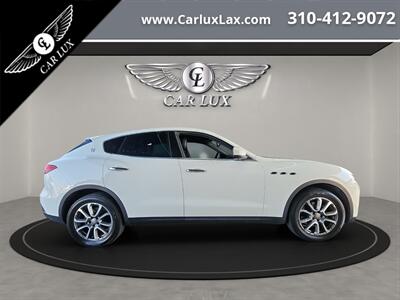 2018 Maserati Levante   - Photo 8 - Lennox, CA 90304