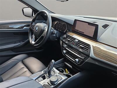 2019 BMW 530i - Photo 13 - Lennox, CA 90304